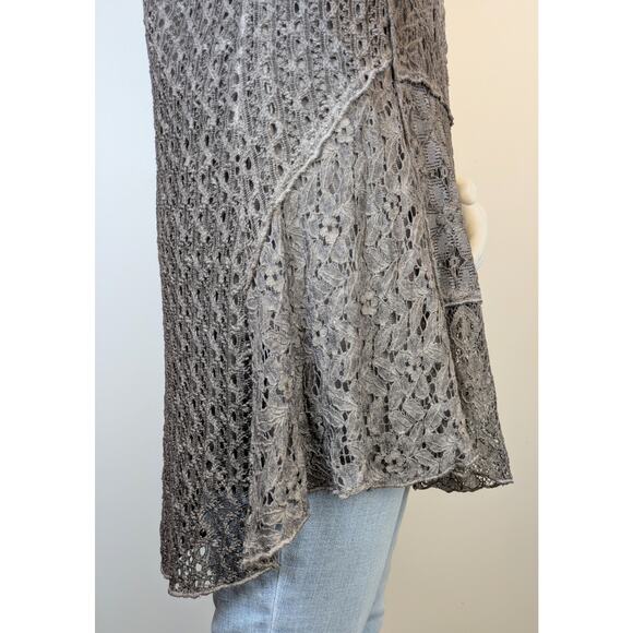 The Pyramid Collection Tunic Top Large Gray Lace Patchwork Boho Ruffled Flowy - Picture 9 of 12